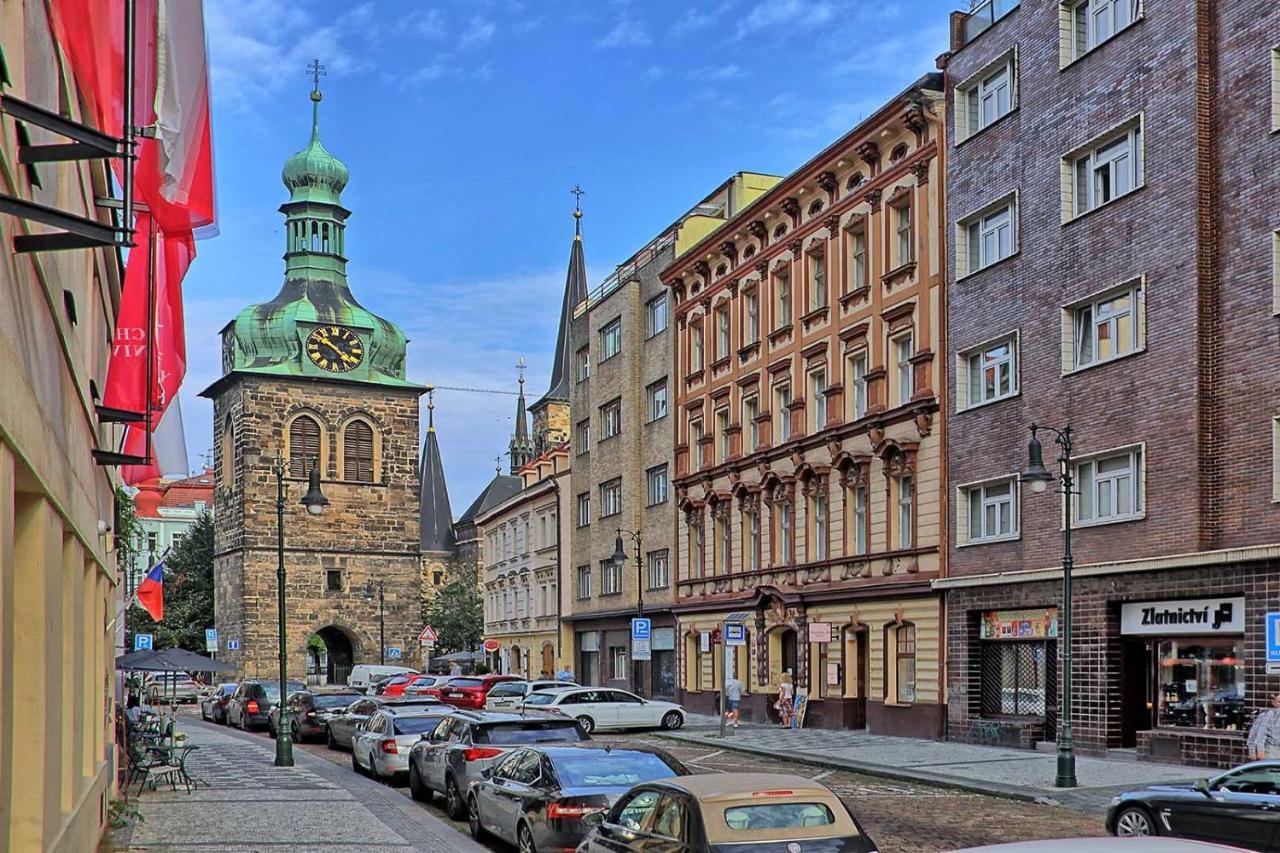 Peter'S Tower Apartments Prague Ngoại thất bức ảnh