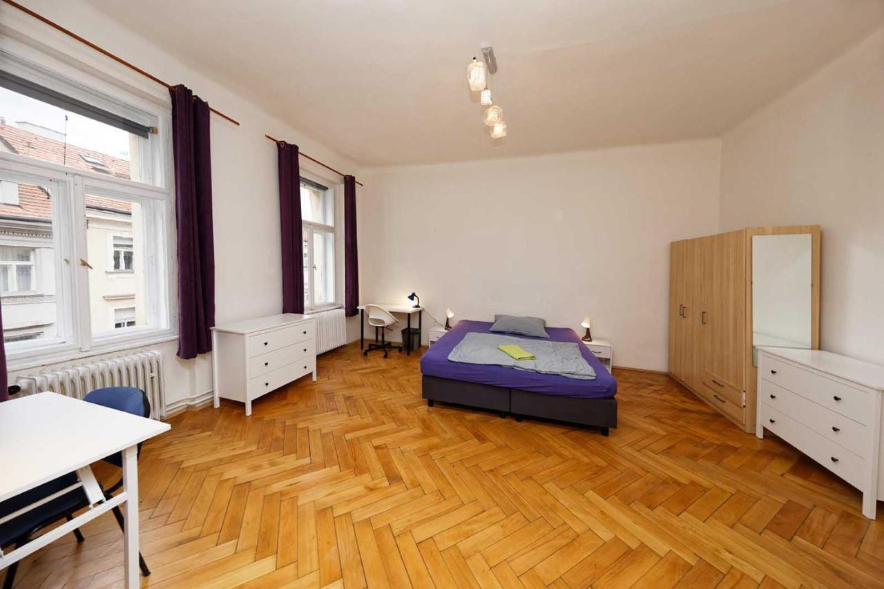 Peter'S Tower Apartments Prague Ngoại thất bức ảnh